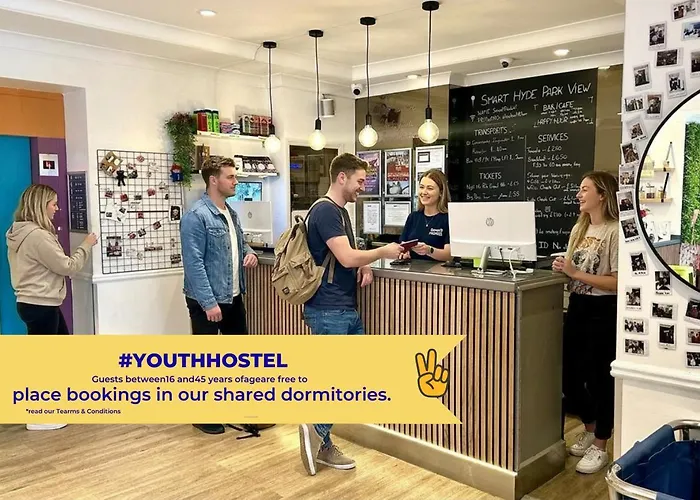 Smart Hyde Park ViewHostel